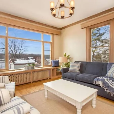 Riverview Apartment - River Road Historic Home